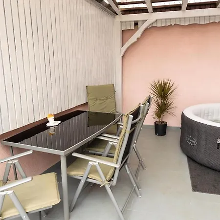 Rhoen And Relax Fuer Familien, Whirlpool, Terrasse Casa vacanze *